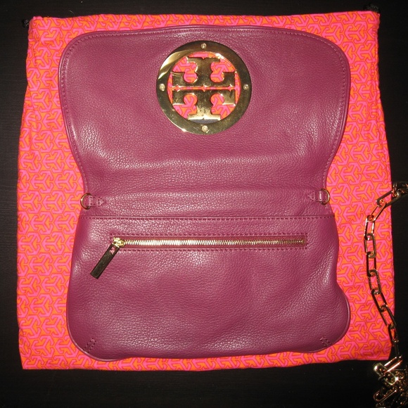 Tory Burch Amanda Berry Leather Clutch - Picture 3 of 7